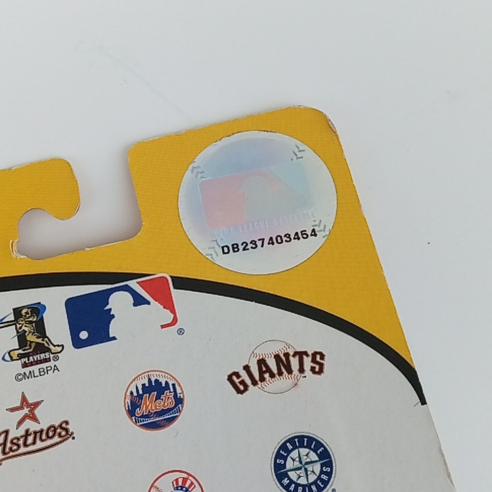 Vintage Fleer Collectibles Hummer H2 With Trading Card - Picture 11 of 16